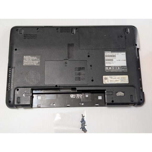 OEM Toshiba Satellite C655-S5132 Laptop Bottom Base Case Cover AP0BF000A00 - Picture 1 of 4
